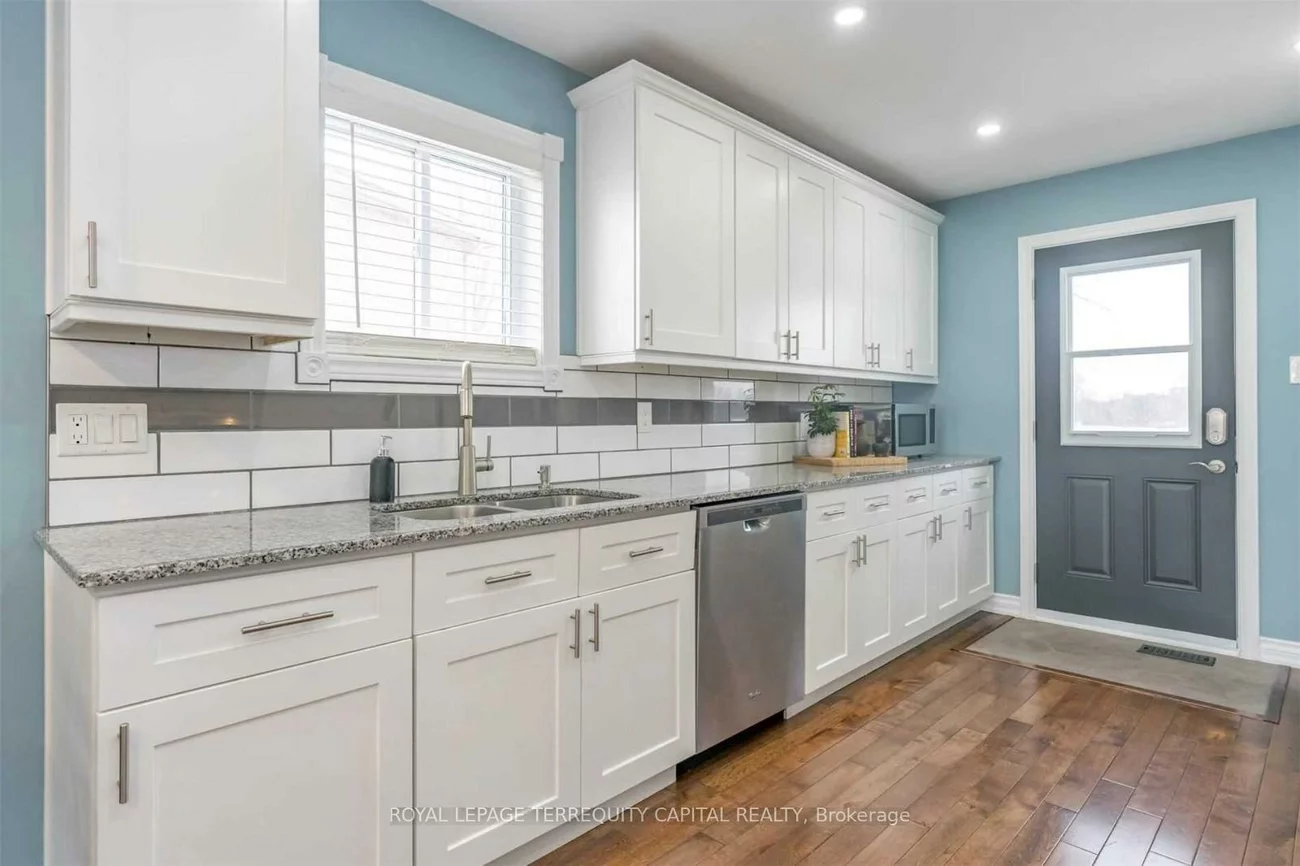 28, Brighton, Georgian Drive, Barrie