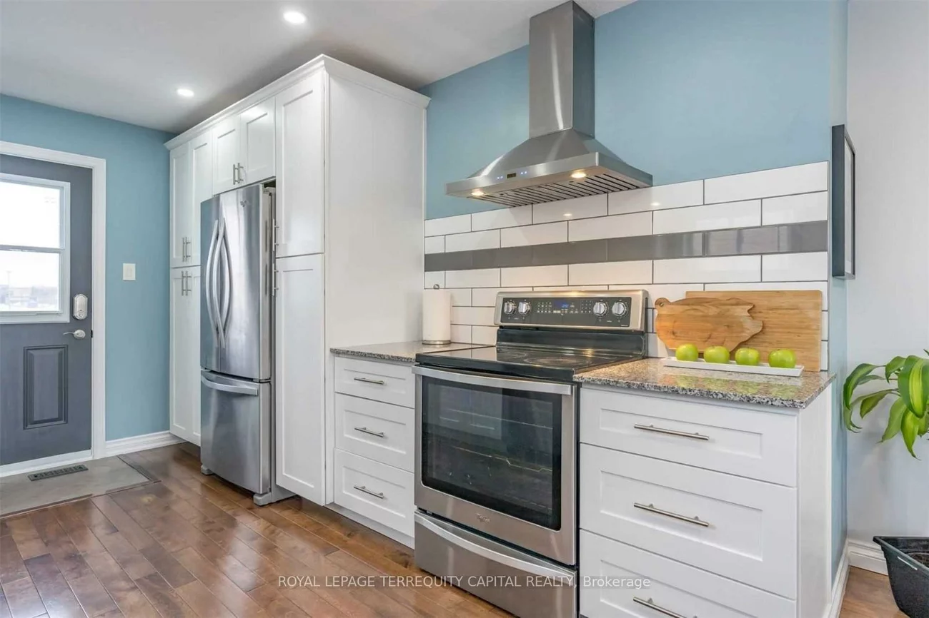 28, Brighton, Georgian Drive, Barrie