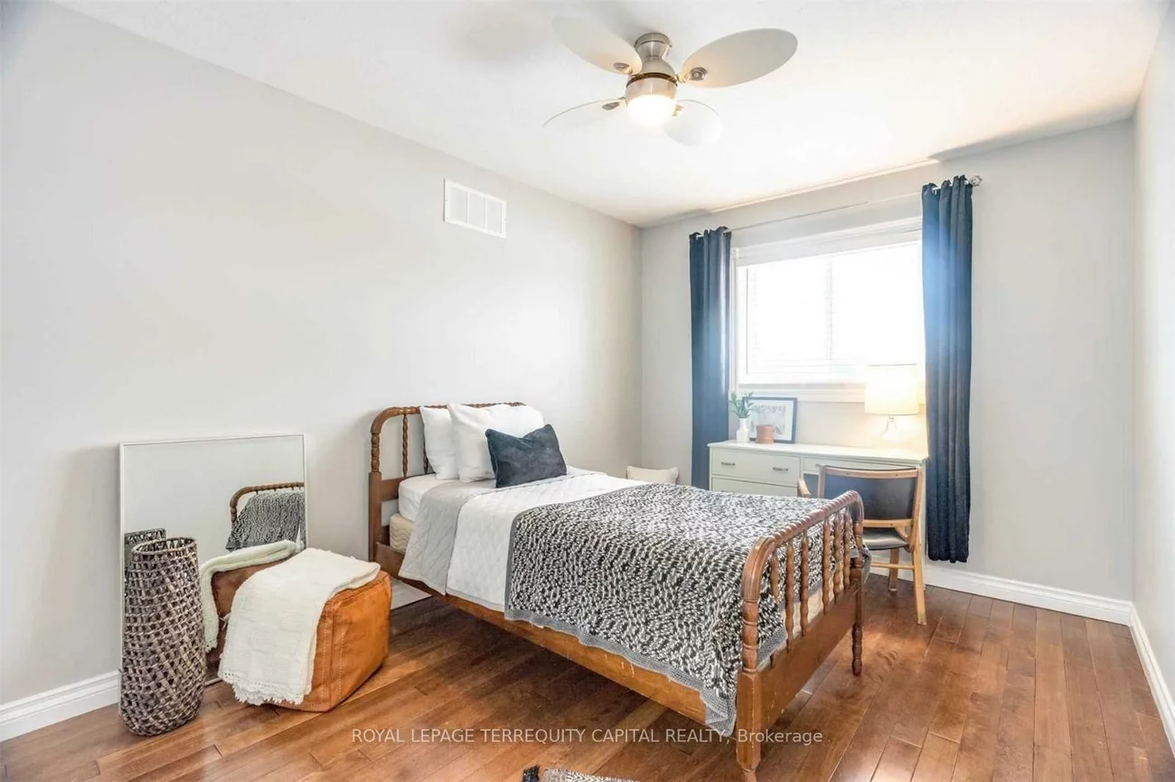 28, Brighton, Georgian Drive, Barrie