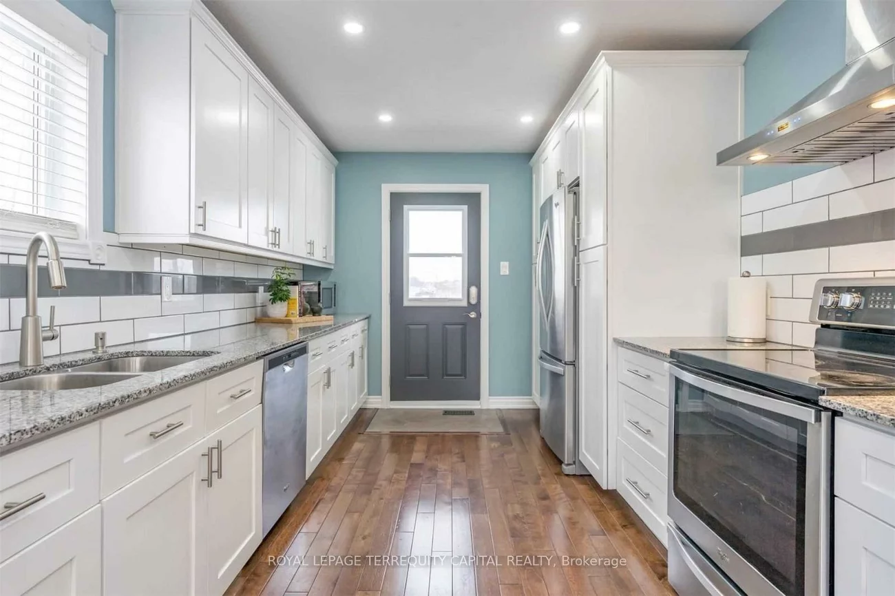 28, Brighton, Georgian Drive, Barrie