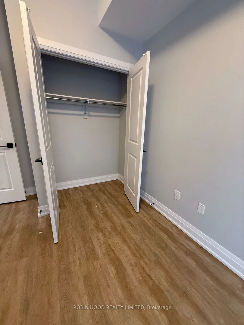 60, Donald, Queen's Park, Barrie