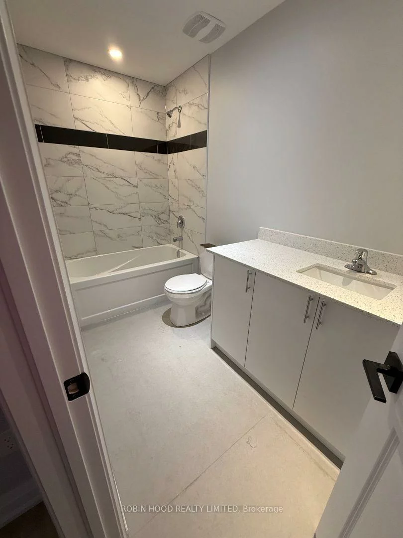 60, Donald, Queen's Park, Barrie