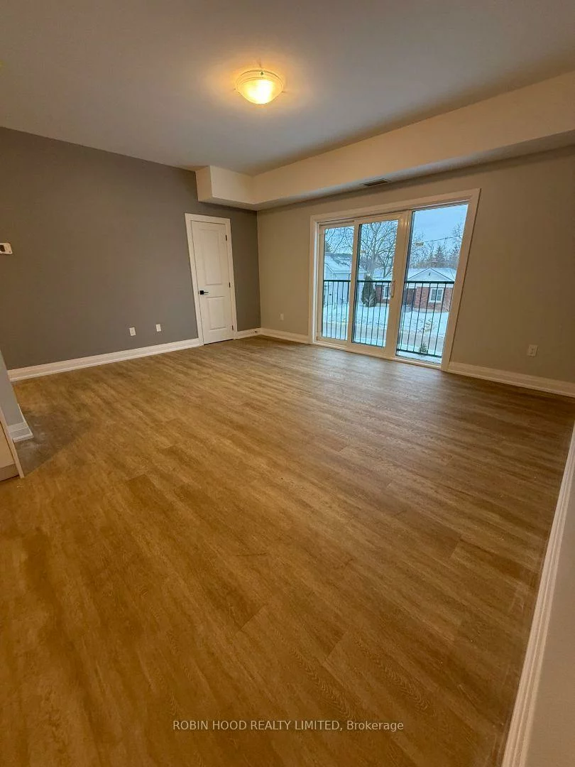 60, Donald, Queen's Park, Barrie