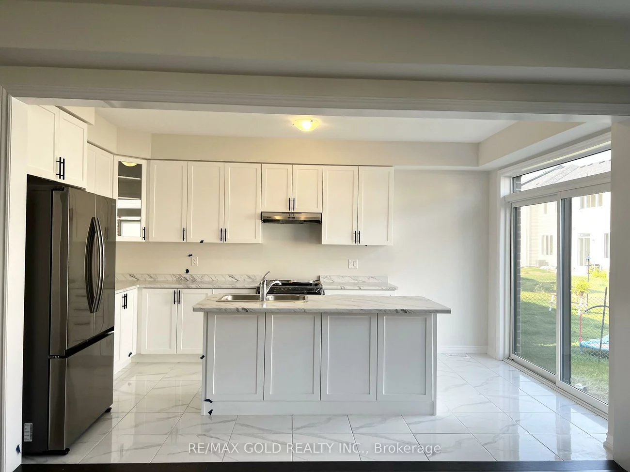 24, Hylton, Rural Barrie Southeast, Barrie