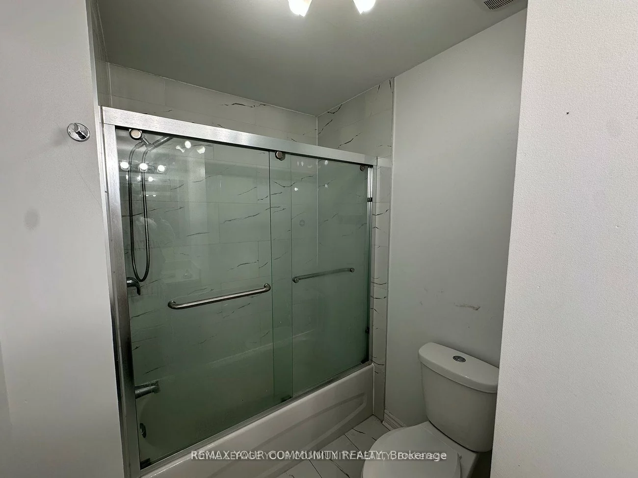 945, Yonge, Painswick South, Barrie