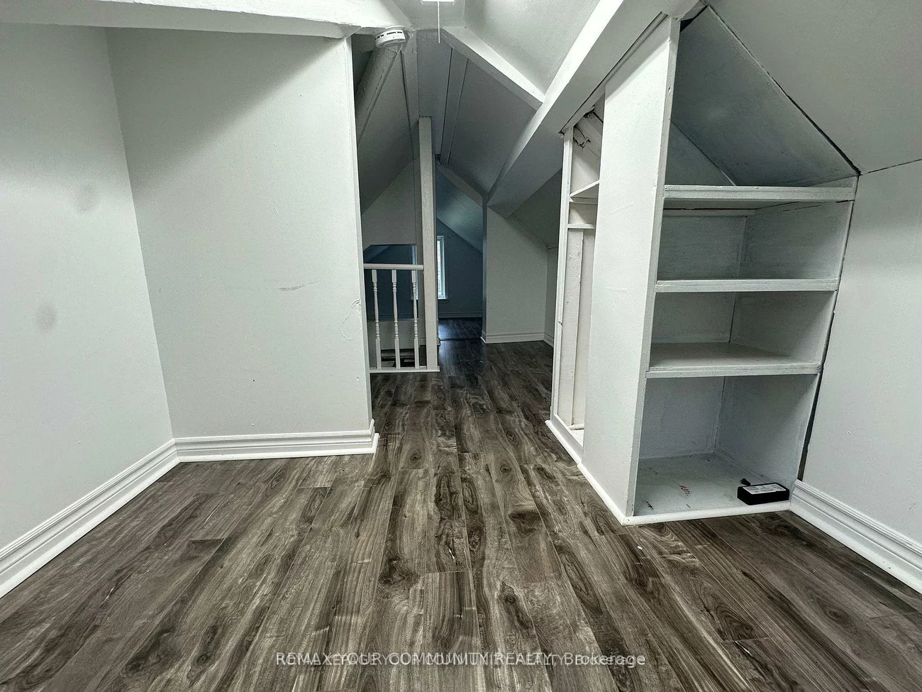 945, Yonge, Painswick South, Barrie