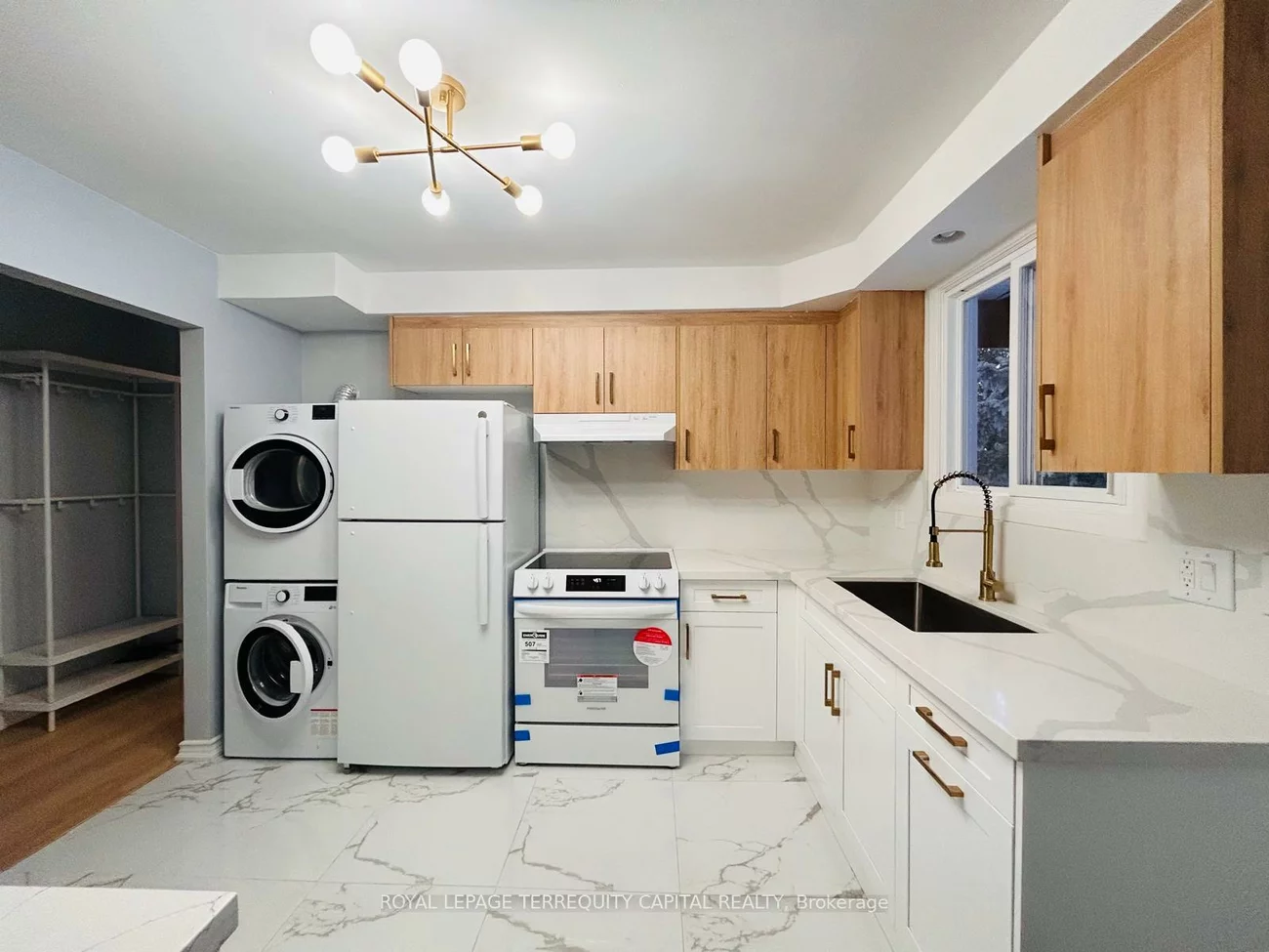 38, Bernick, Grove East, Barrie