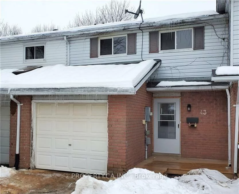 43, Barrett, Letitia Heights, Barrie