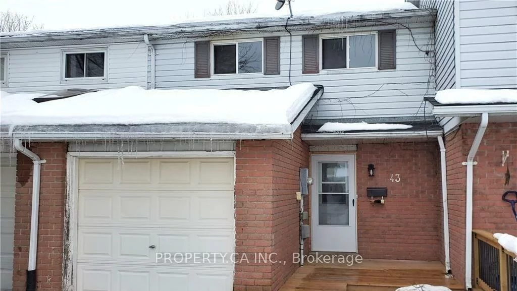 43, Barrett, Letitia Heights, Barrie