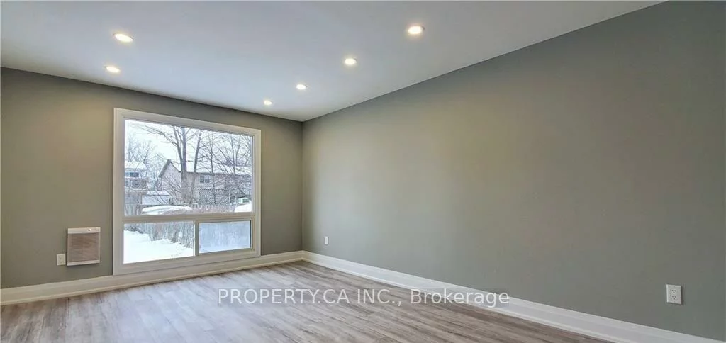 43, Barrett, Letitia Heights, Barrie