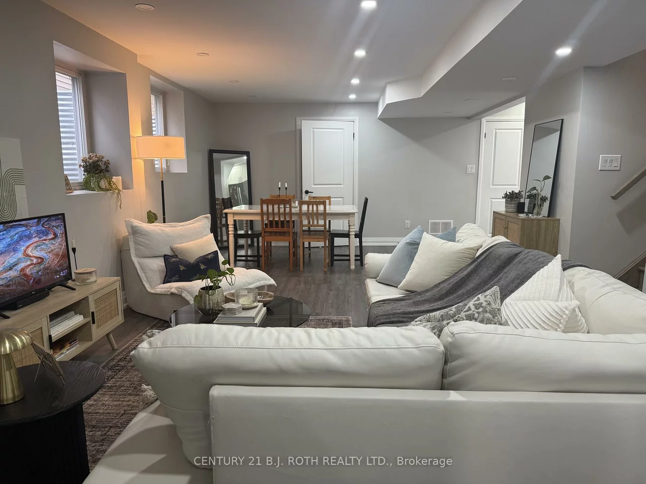 56, Hickling, Grove East, Barrie