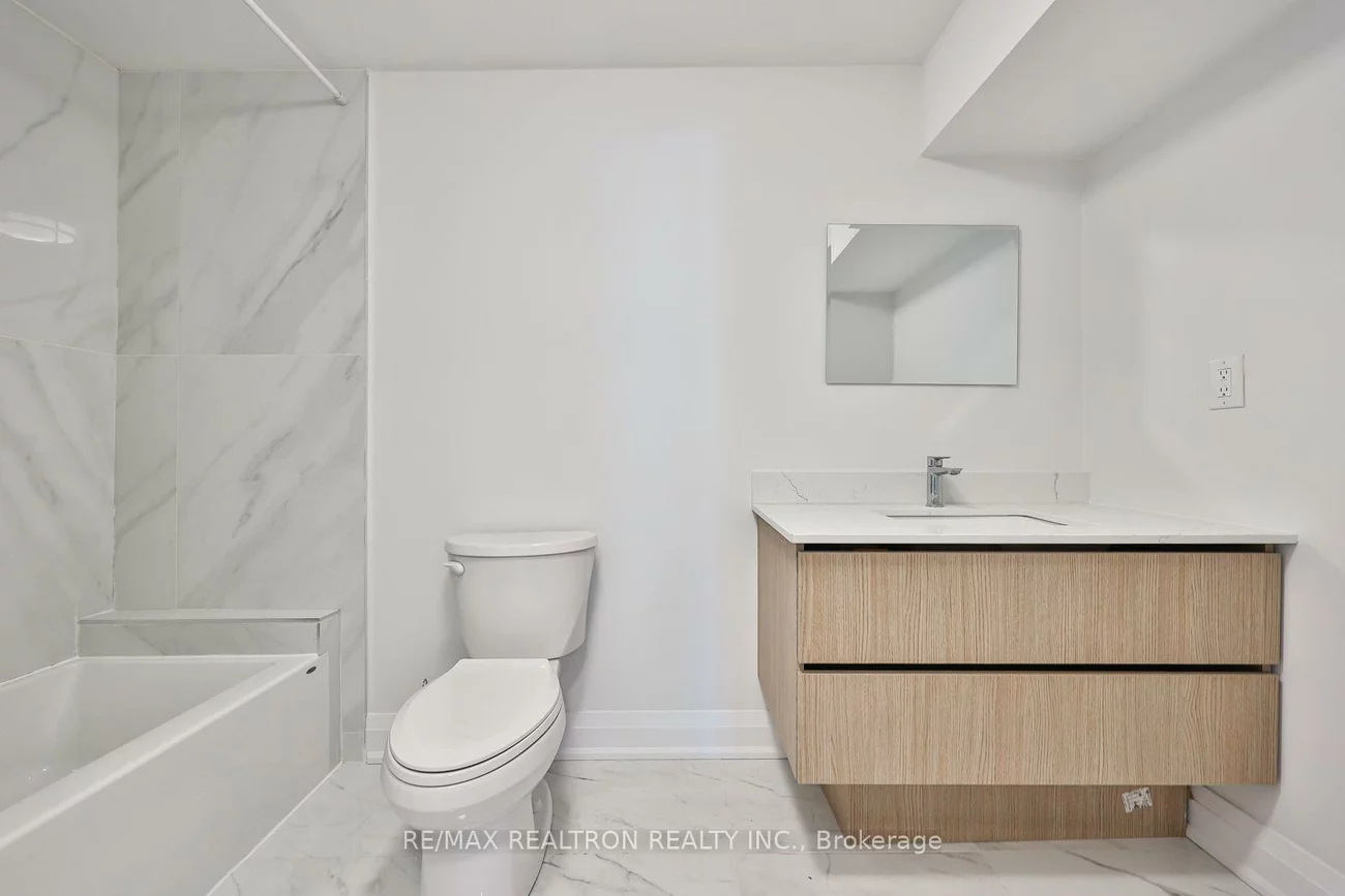 101, Sophia St W, Queen's Park, Barrie