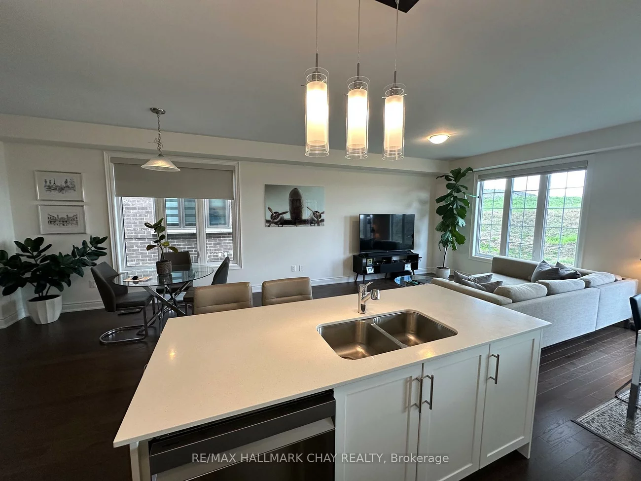 74, Phoenix, Rural Barrie Southeast, Barrie