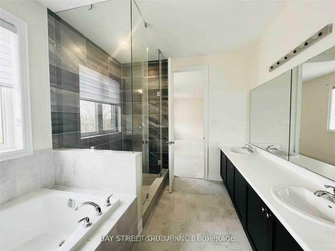 83, Muirfield, Ardagh, Barrie