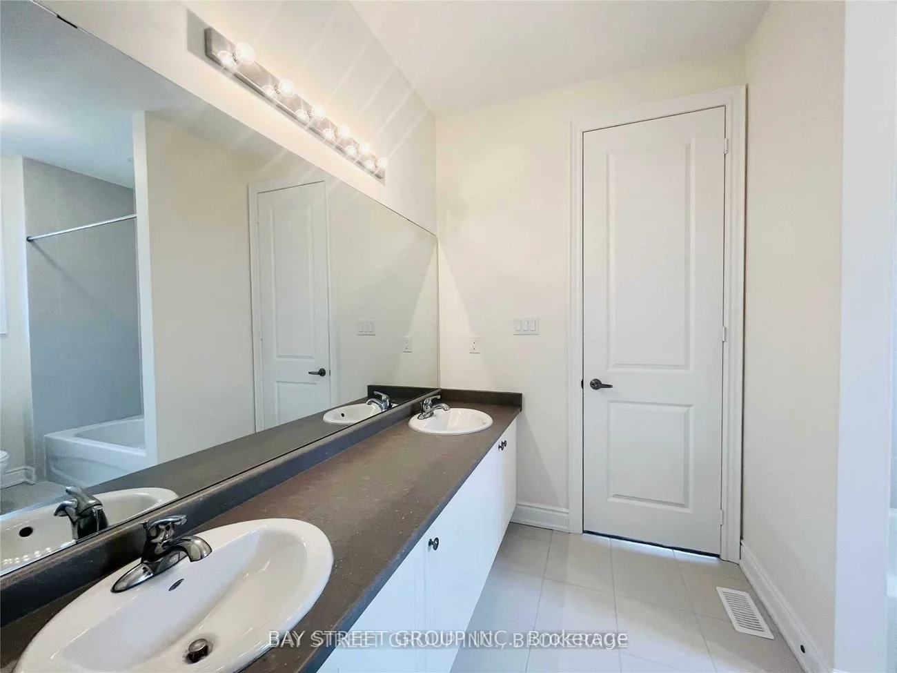 83, Muirfield, Ardagh, Barrie
