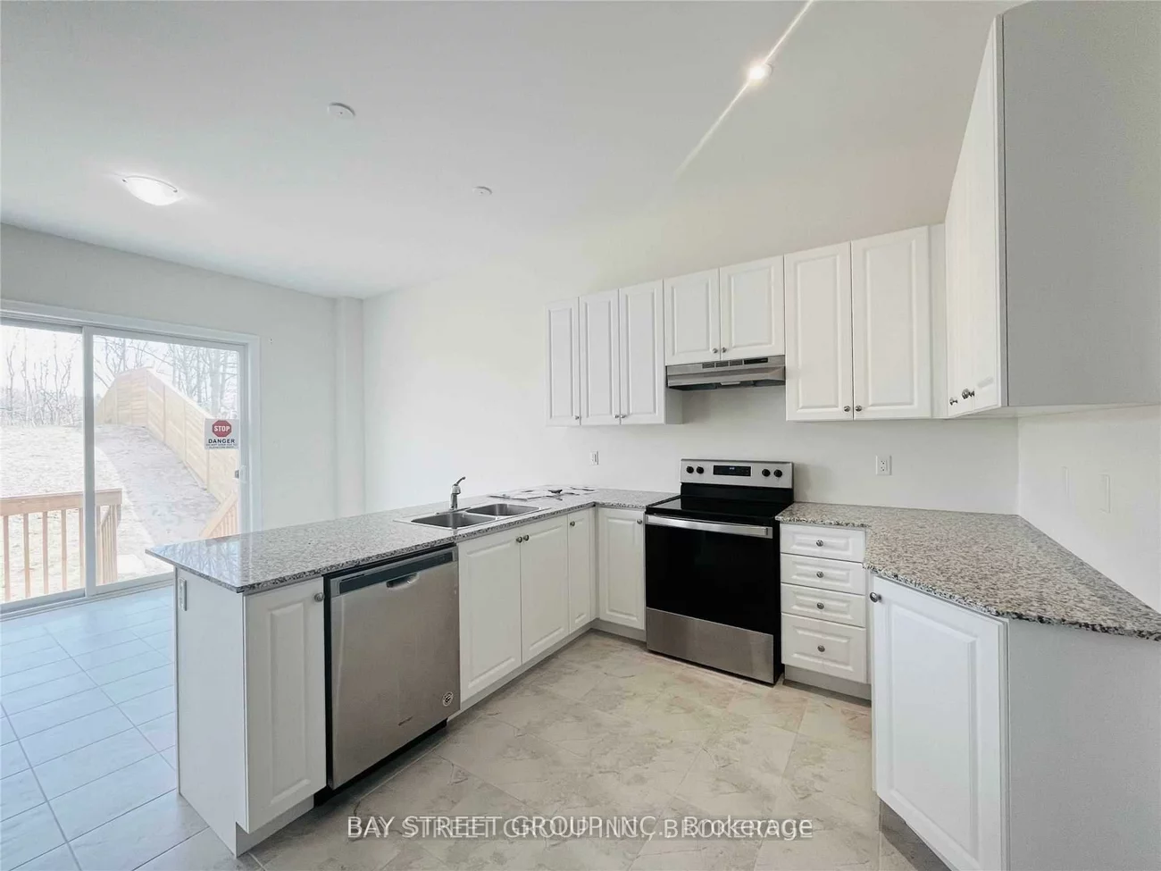 83, Muirfield, Ardagh, Barrie