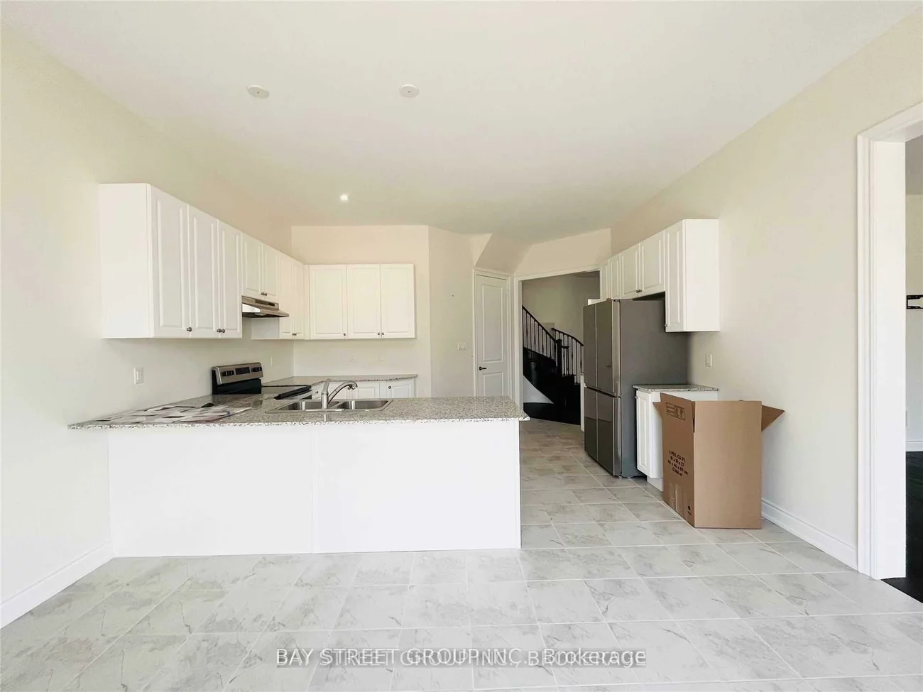 83, Muirfield, Ardagh, Barrie