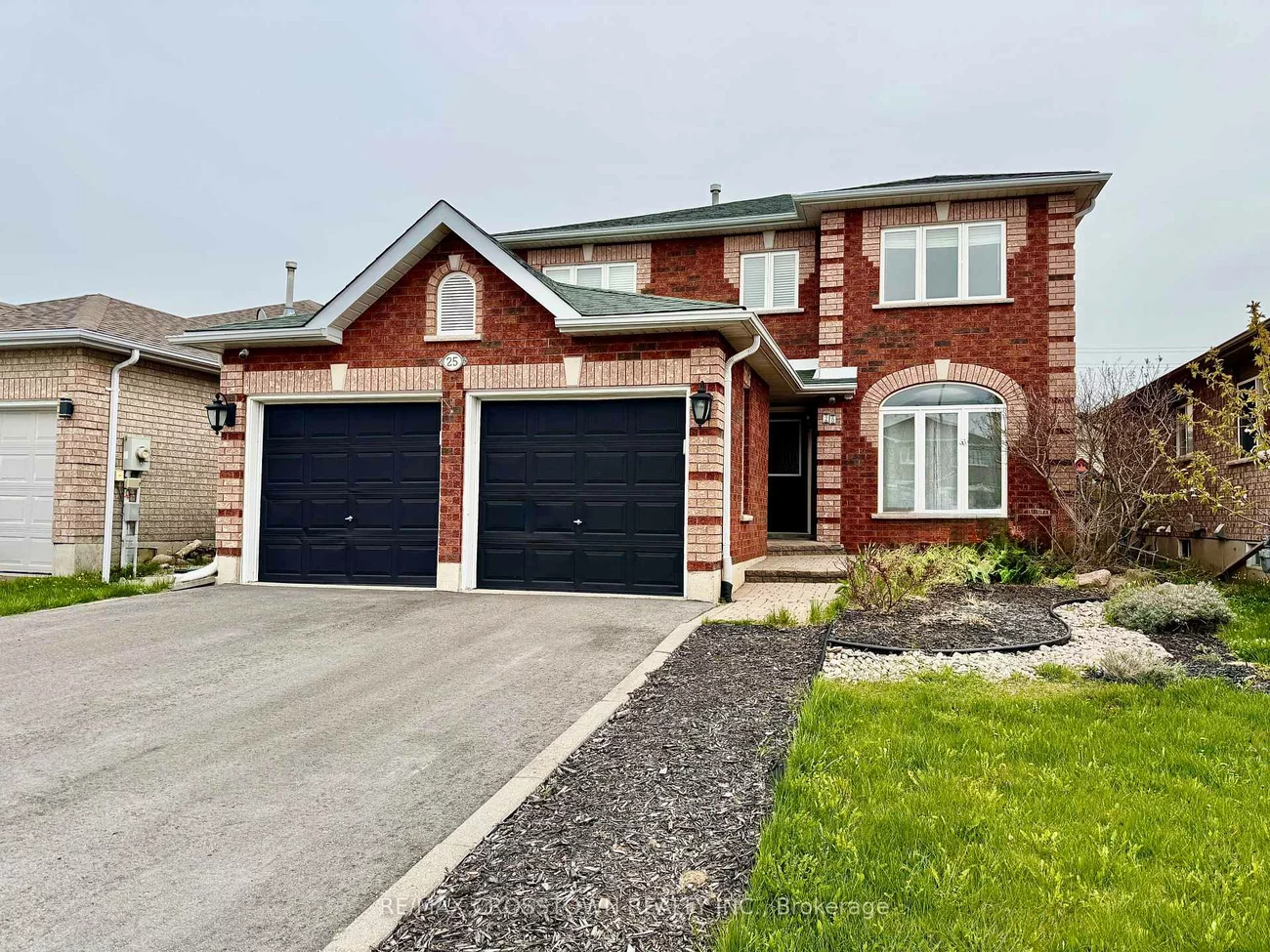 25, Nicole Marie, East Bayfield, Barrie
