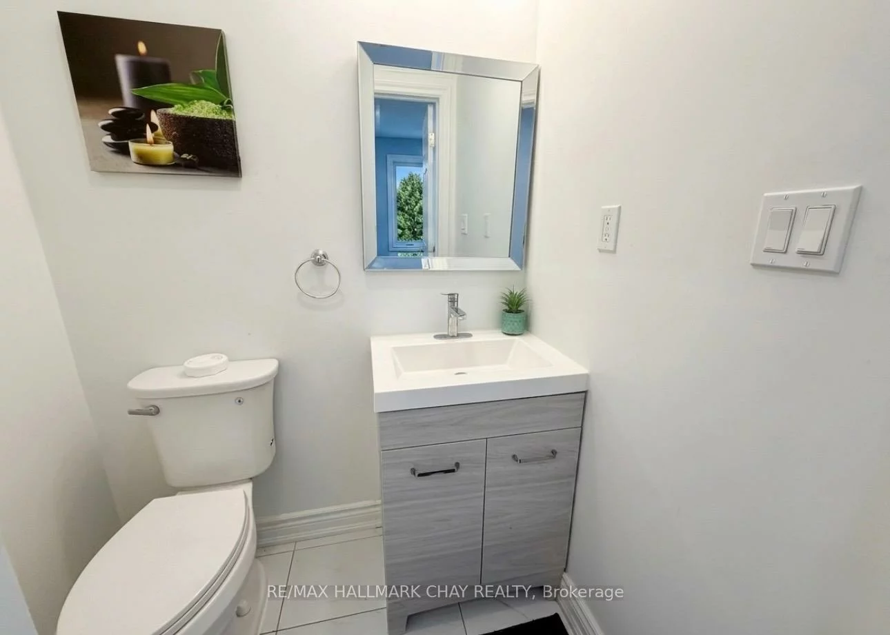 19, Carol, Allandale Heights, Barrie