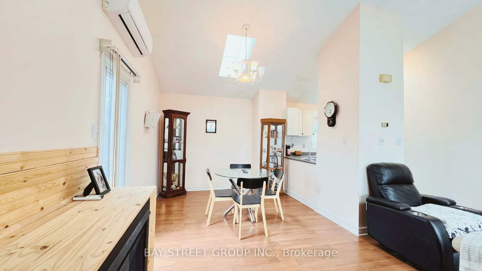 66, Maple, City Centre, Barrie