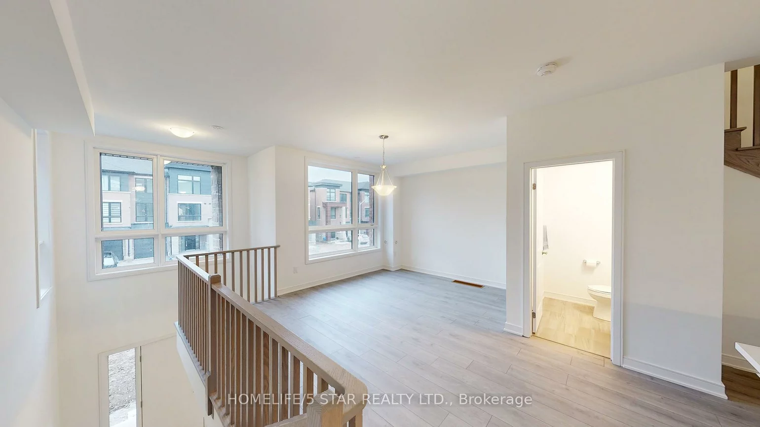 126, Blue Forest, Innis-Shore, Barrie