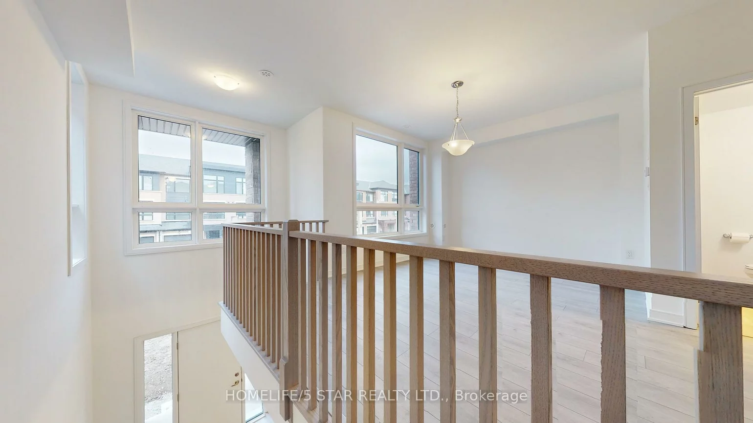 126, Blue Forest, Innis-Shore, Barrie