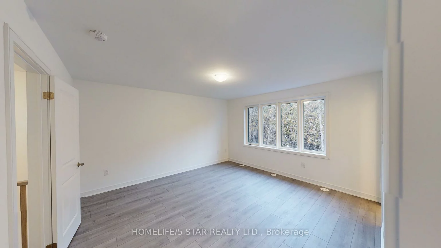 126, Blue Forest, Innis-Shore, Barrie