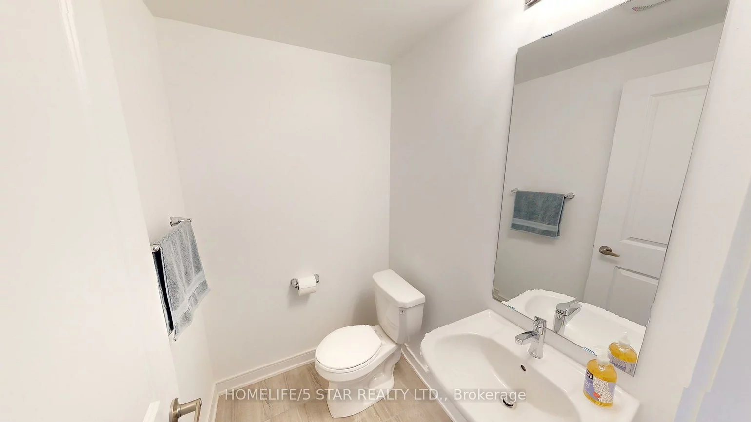 126, Blue Forest, Innis-Shore, Barrie