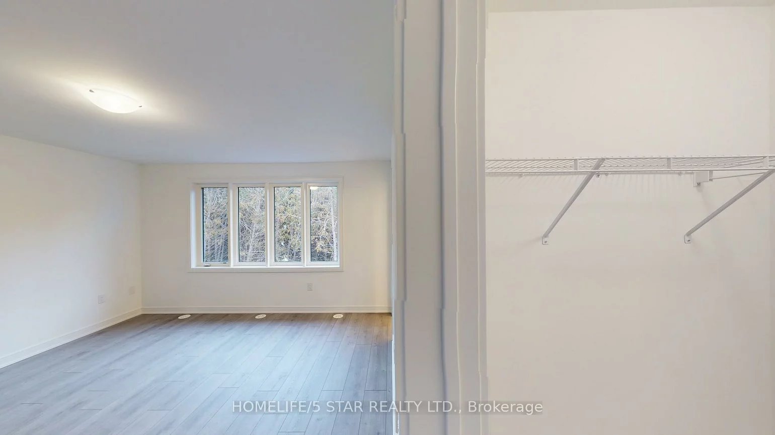 126, Blue Forest, Innis-Shore, Barrie