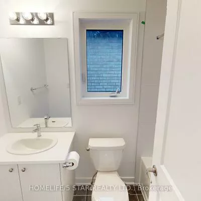 126, Blue Forest, Innis-Shore, Barrie