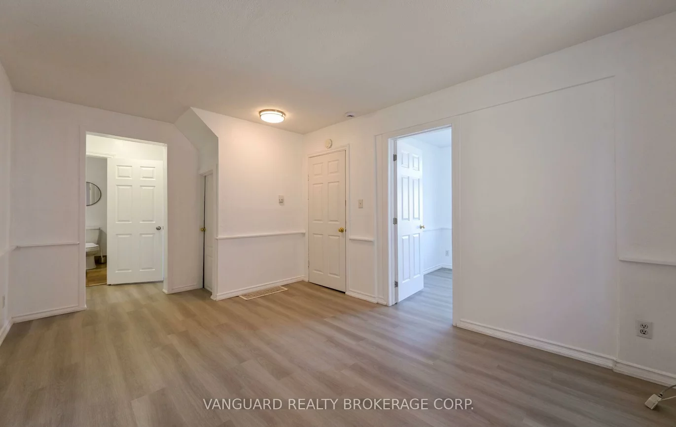 103, Mulcaster, Codrington, Barrie