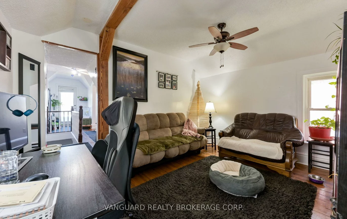 103, Mulcaster, Codrington, Barrie