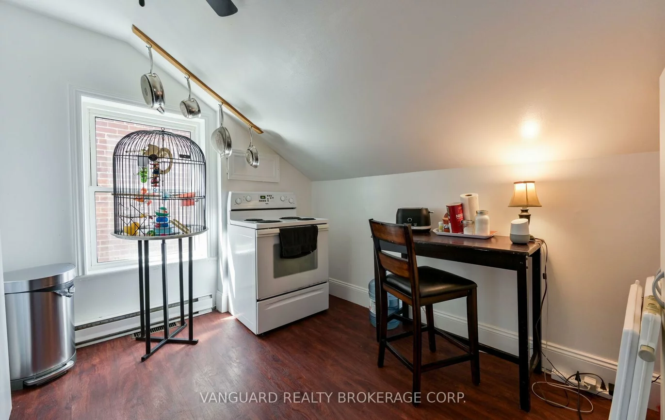 103, Mulcaster, Codrington, Barrie