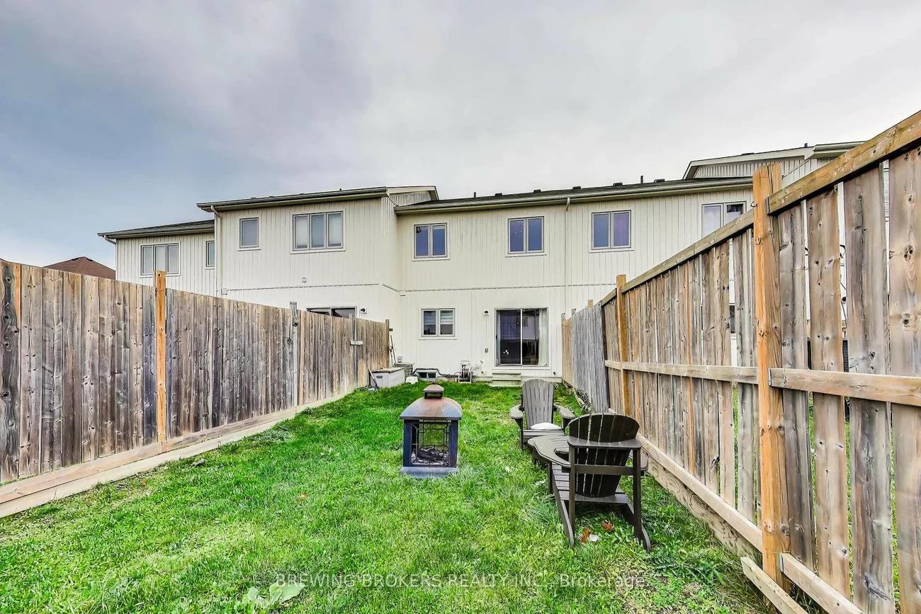 33, Pearcey, West Bayfield, Barrie
