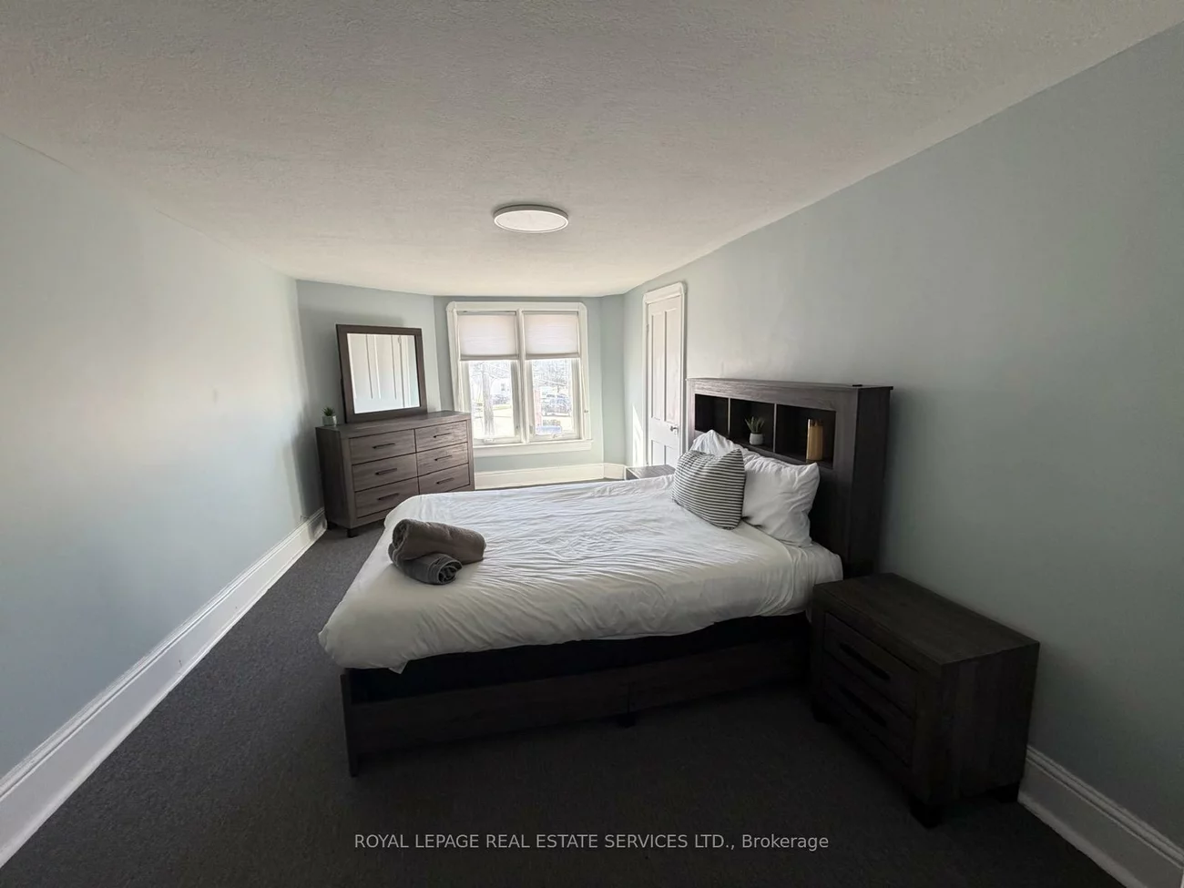 100, Essa, Allandale Centre, Barrie