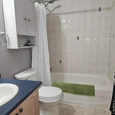 123, Trevino, East Bayfield, Barrie