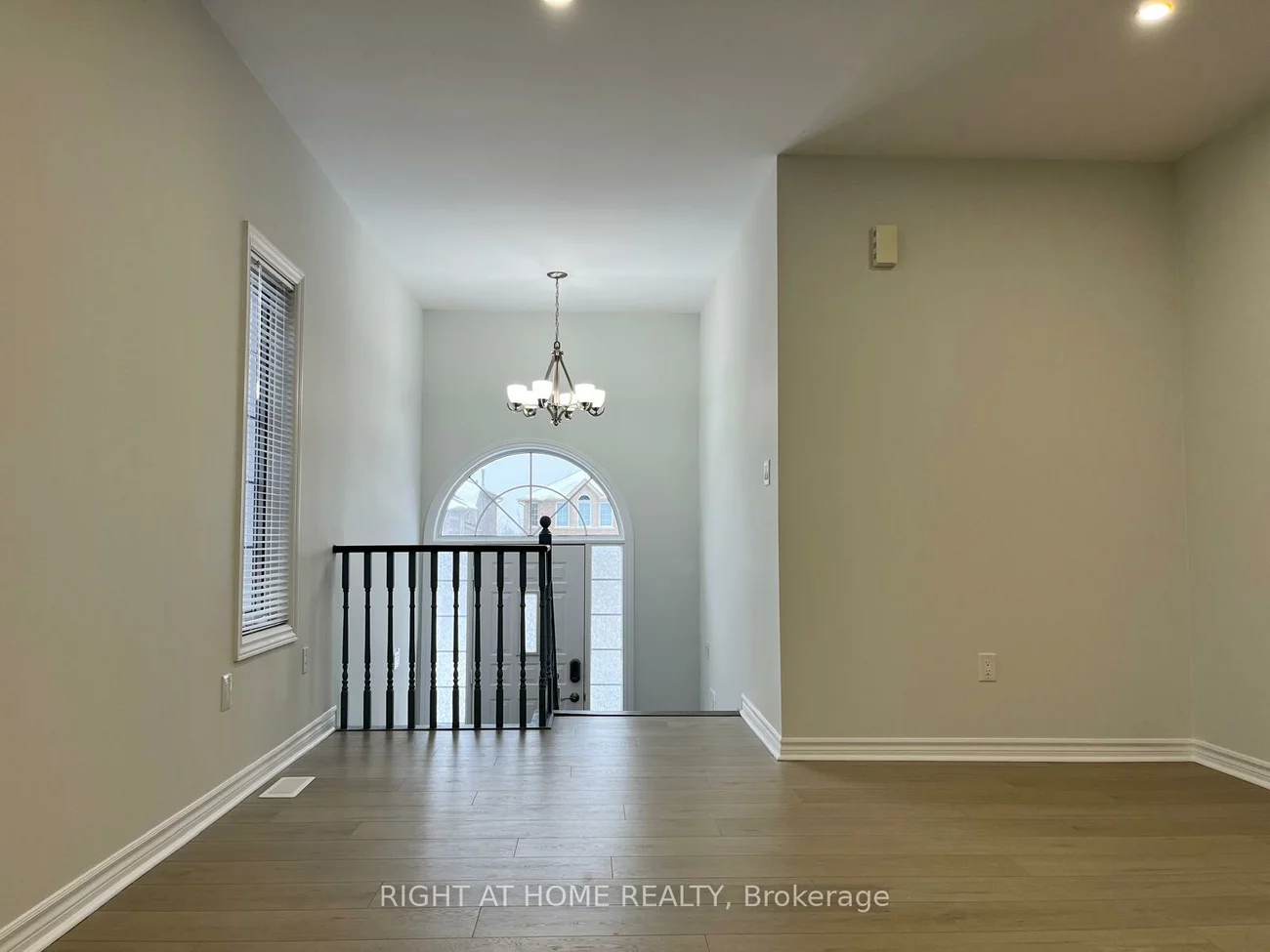63, Jessica, Painswick South, Barrie