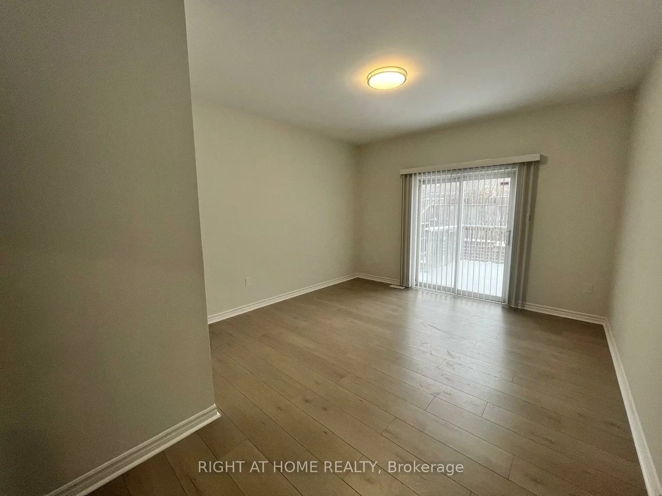 63, Jessica, Painswick South, Barrie