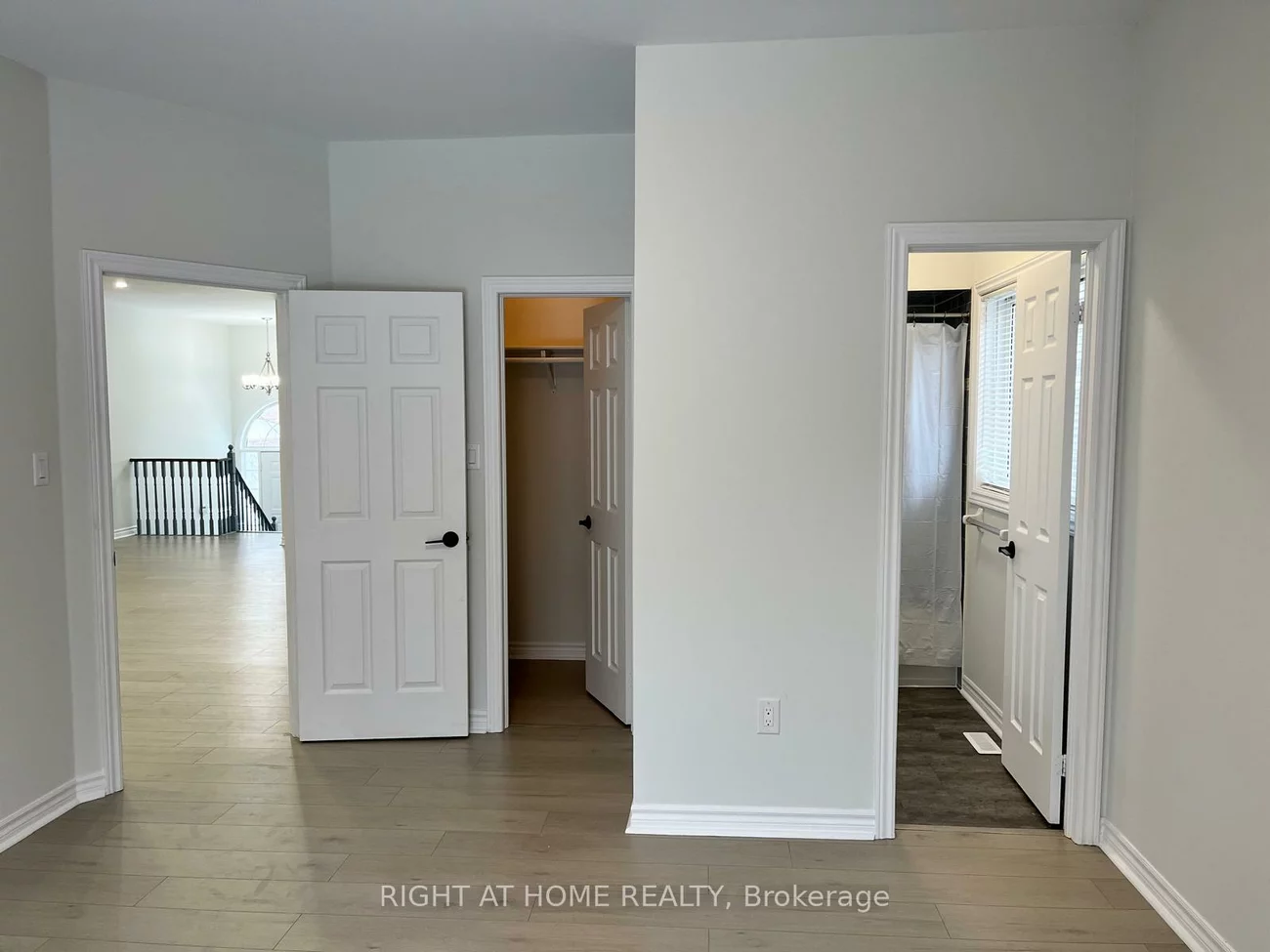 63, Jessica, Painswick South, Barrie
