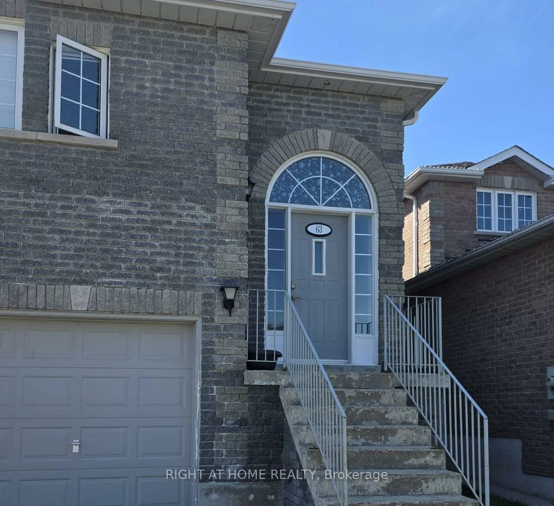 63, Jessica, Painswick South, Barrie