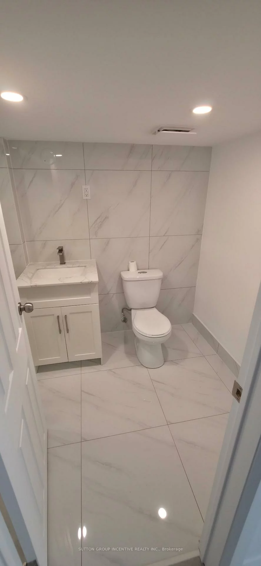 149, Gunn, Wellington, Barrie