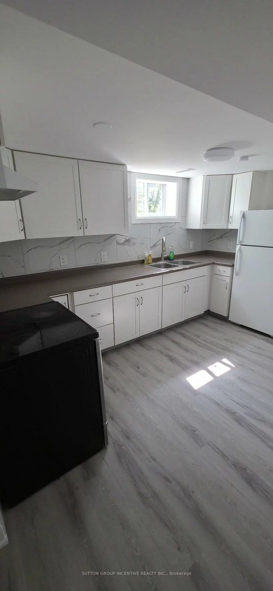 149, Gunn, Wellington, Barrie