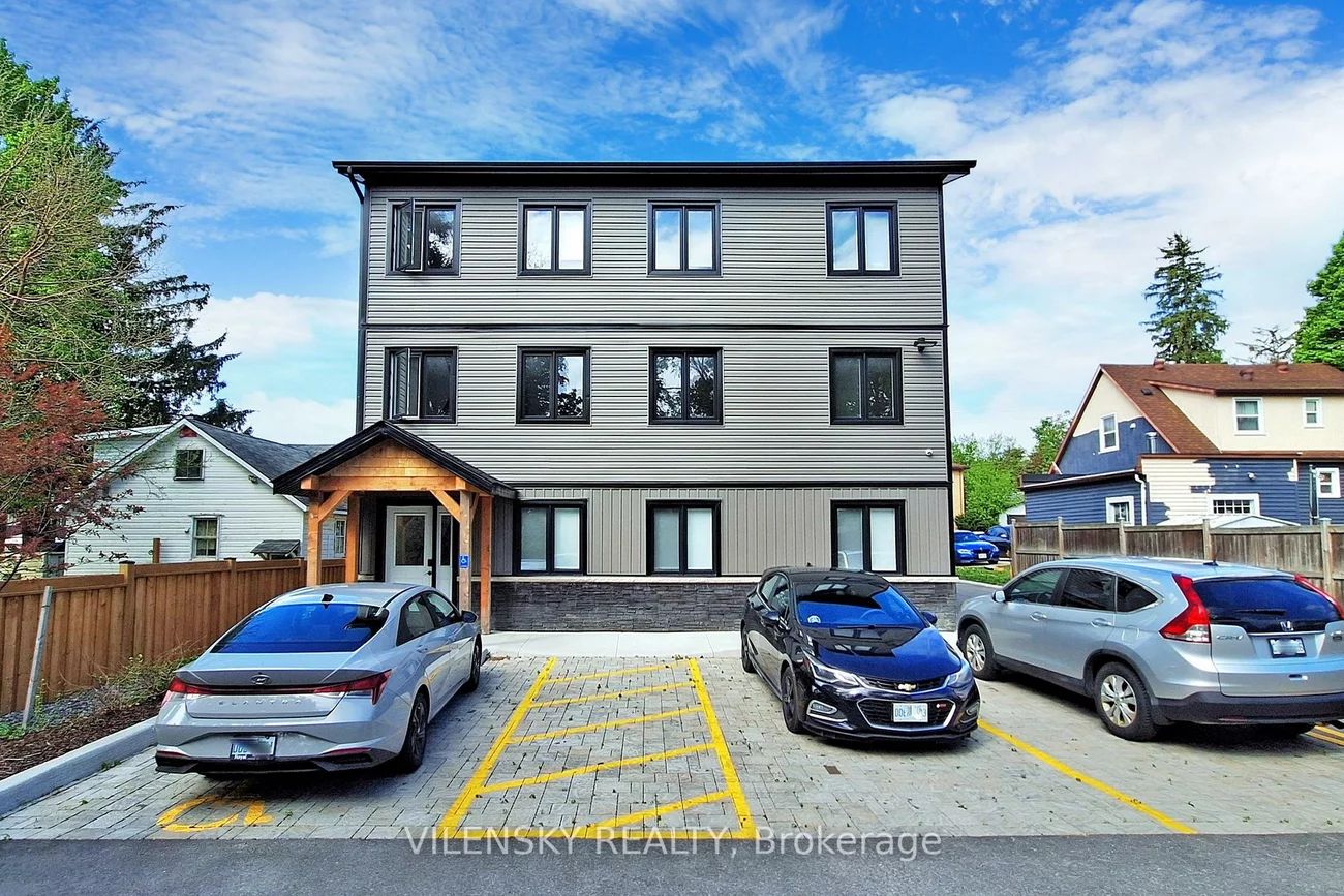 195, Owen, Wellington, Barrie