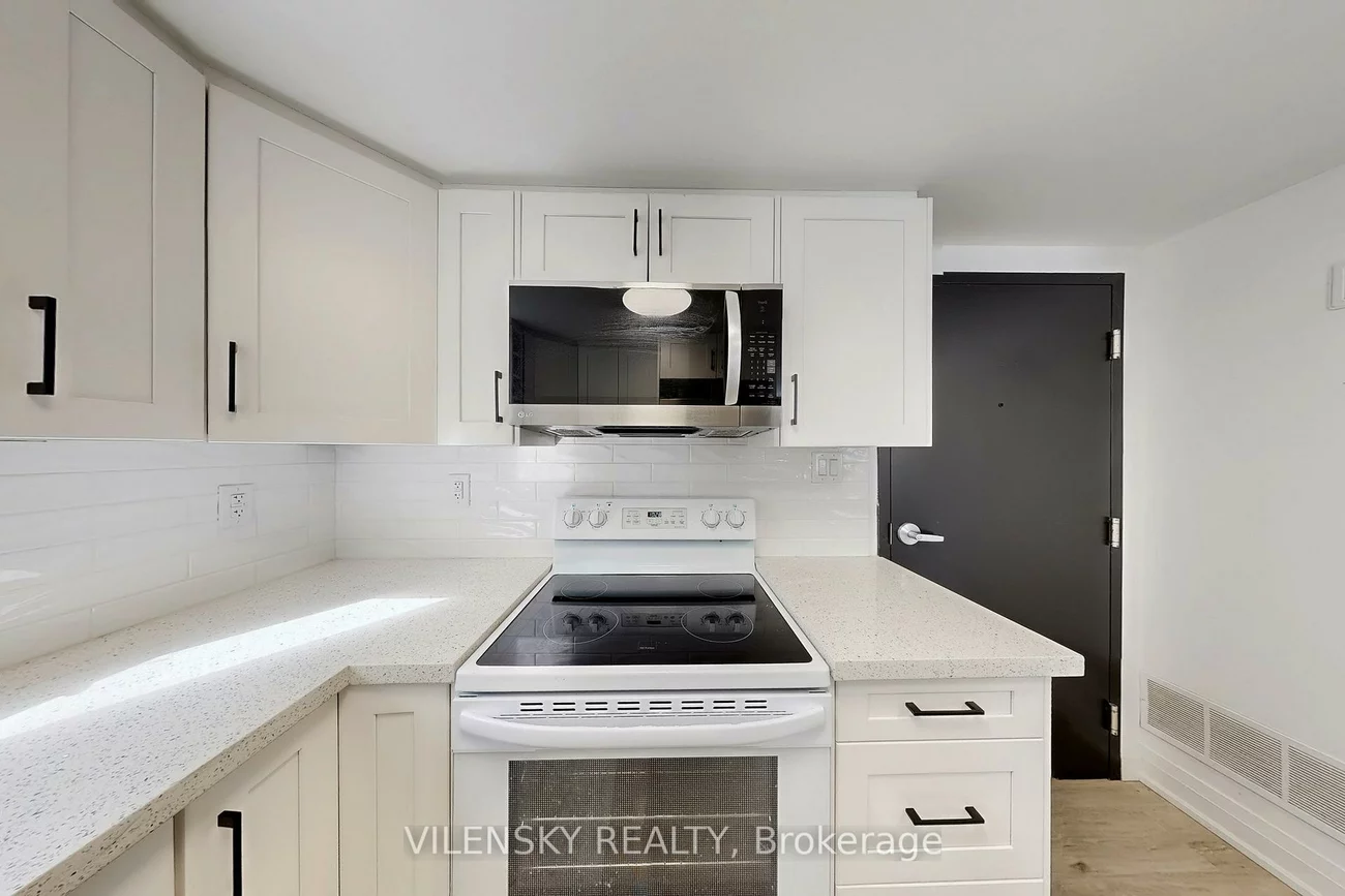 195, Owen, Wellington, Barrie