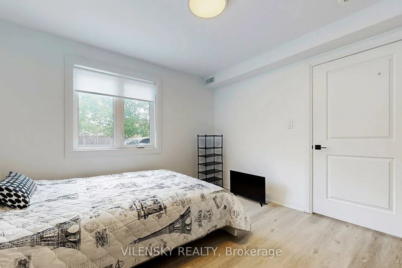 195, Owen, Wellington, Barrie