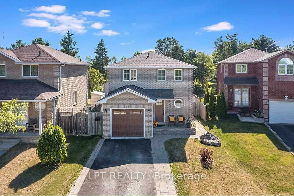 35, Clute, Holly, Barrie