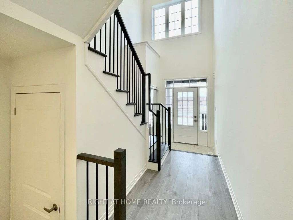68, West Oak, Rural Barrie Southeast, Barrie