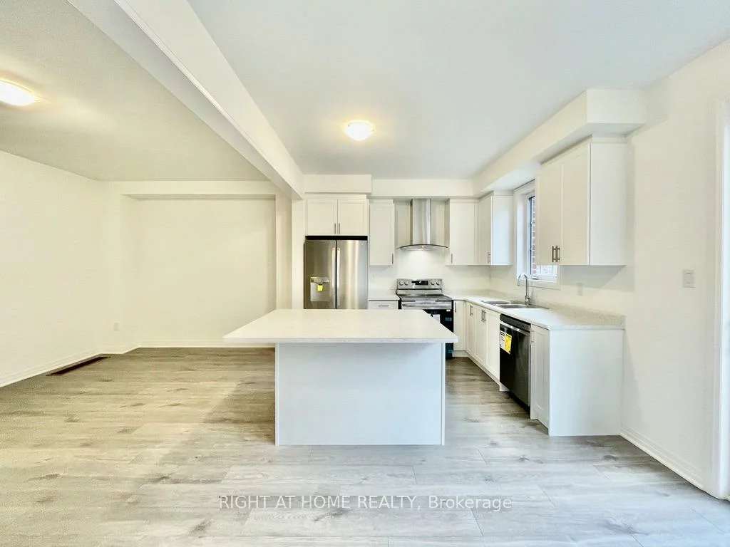 68, West Oak, Rural Barrie Southeast, Barrie