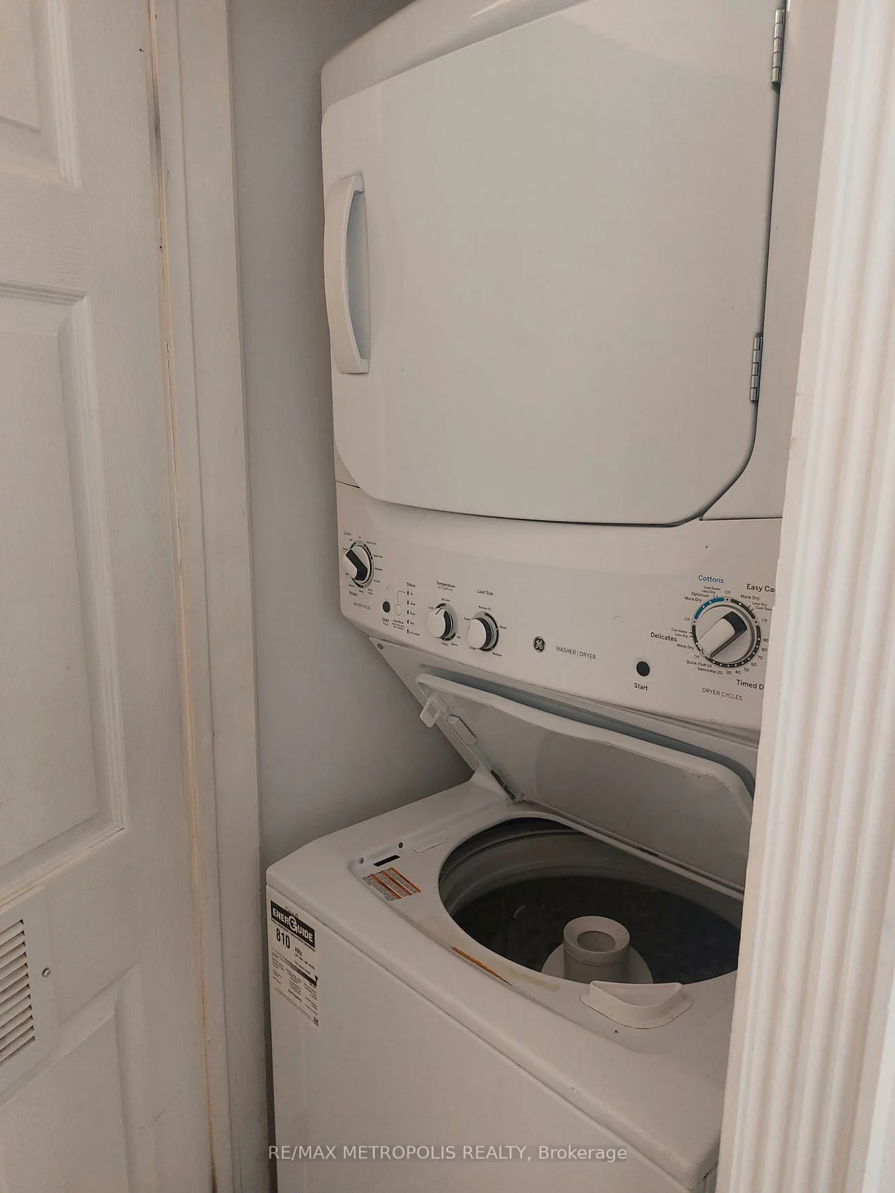 266, Napier, Codrington, Barrie