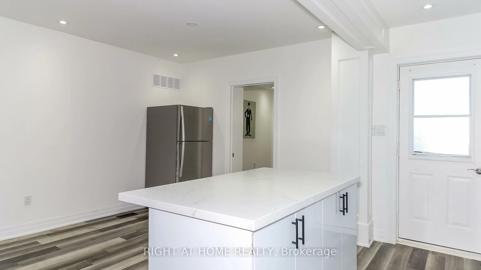 35, Toronto, City Centre, Barrie